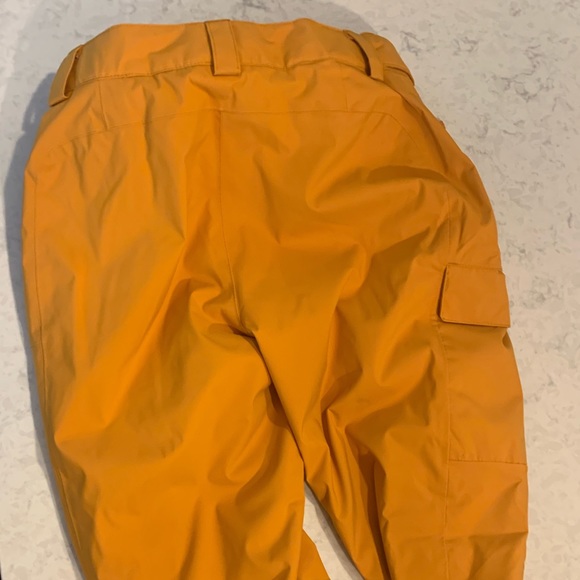 The North Face Women’s freedom insulated pant - Picture 4 of 6